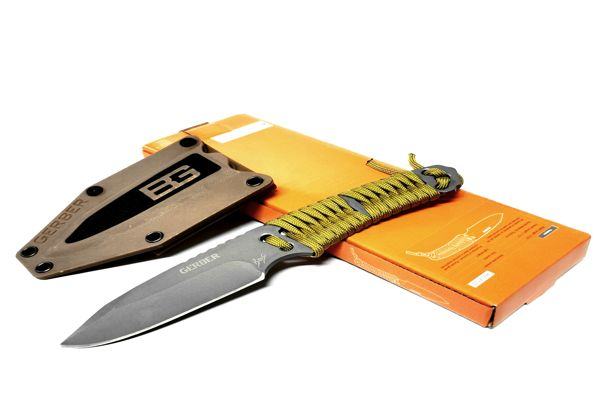 Dao sinh tồn Gerber Bear Grylls Paracord Fixed Blade Knife